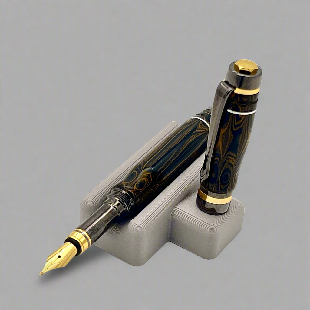 Briar Marbled Ebonite Fountain Pen